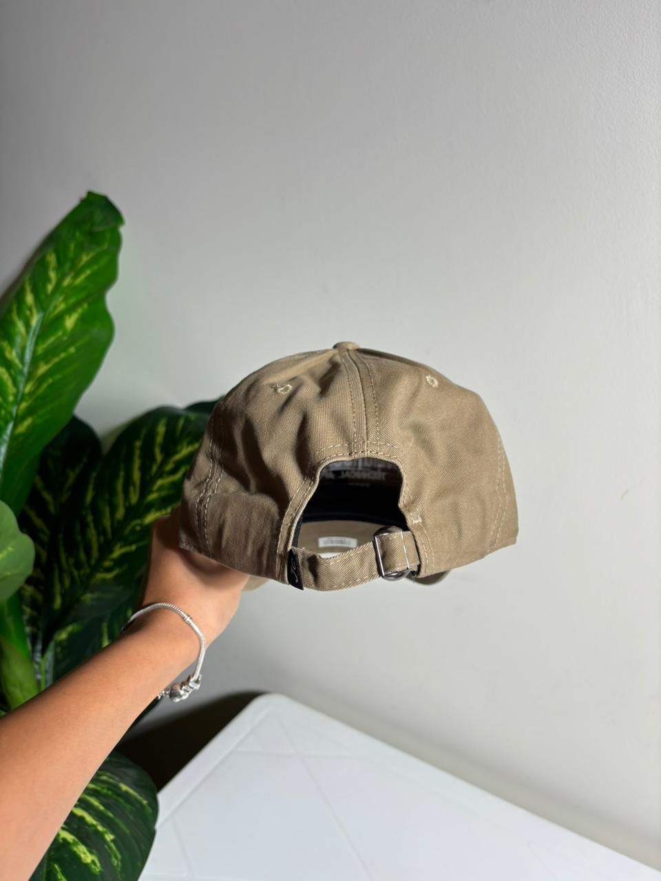EMBROIDERED NEIGHBORHOOD CAPS