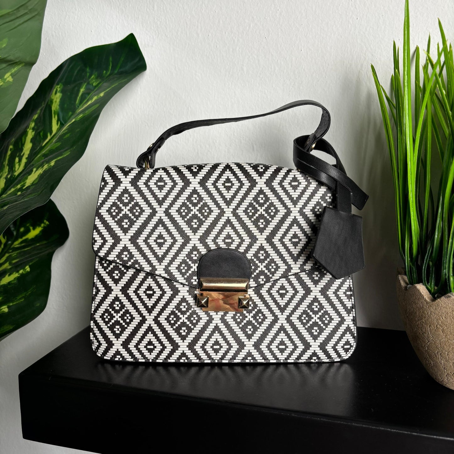 Black and white Patterned Handbag