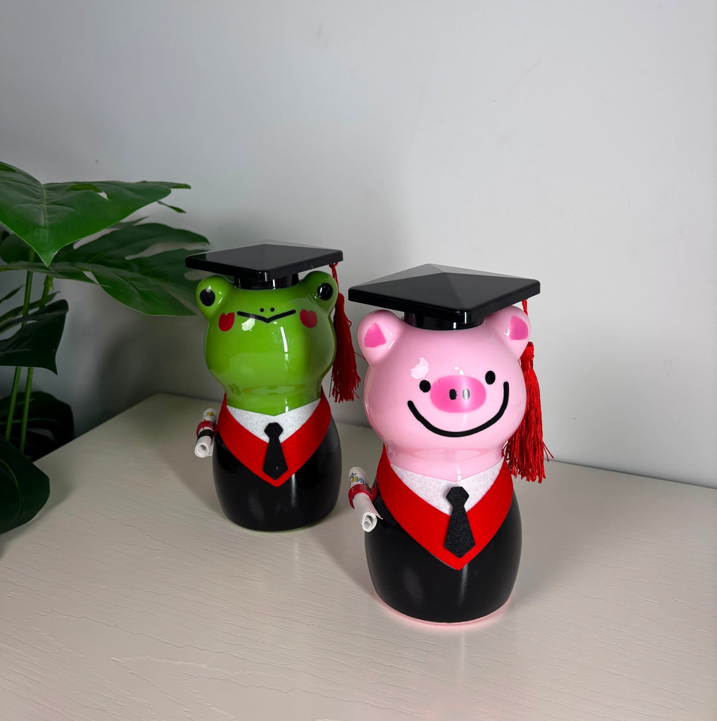 Frog & pig piggy bank