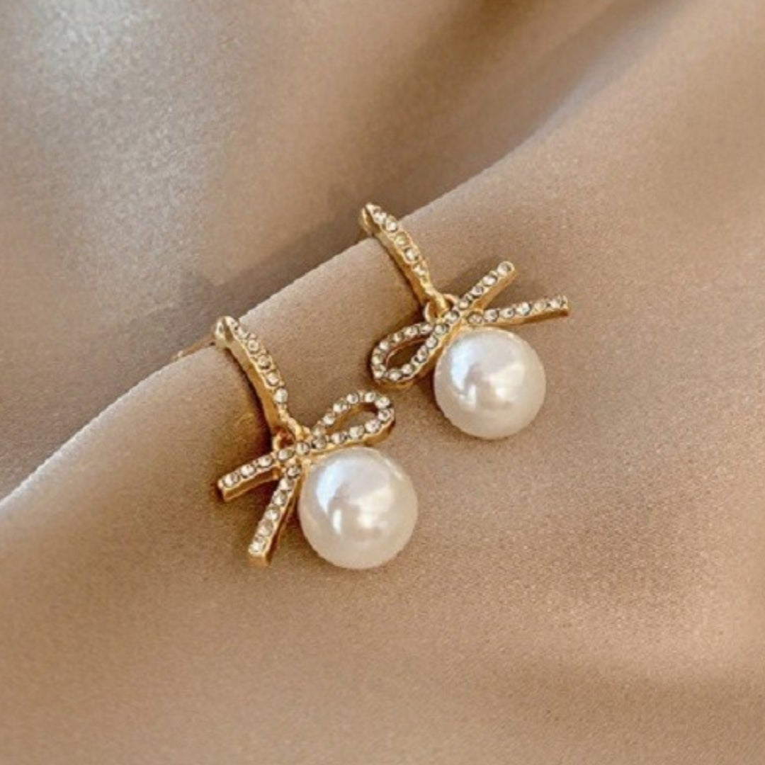 Bow Pearl earrings