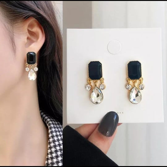 Black crystal Drop Earring