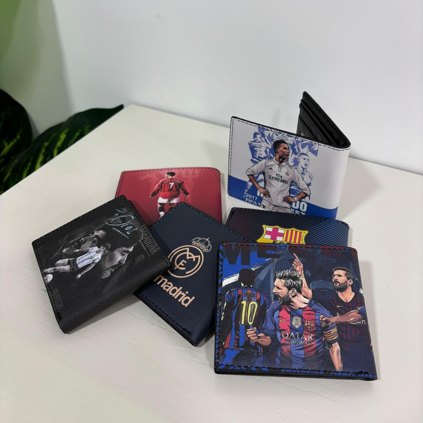 World football Clubs short fold Wallet