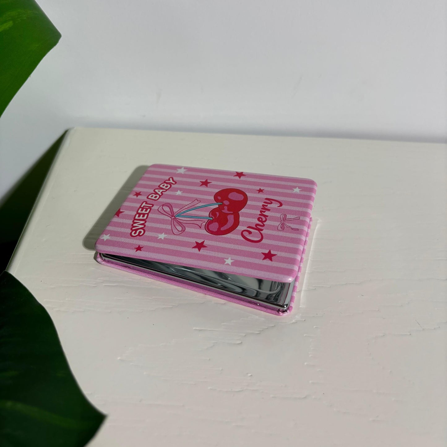 Cherry pocket mirror