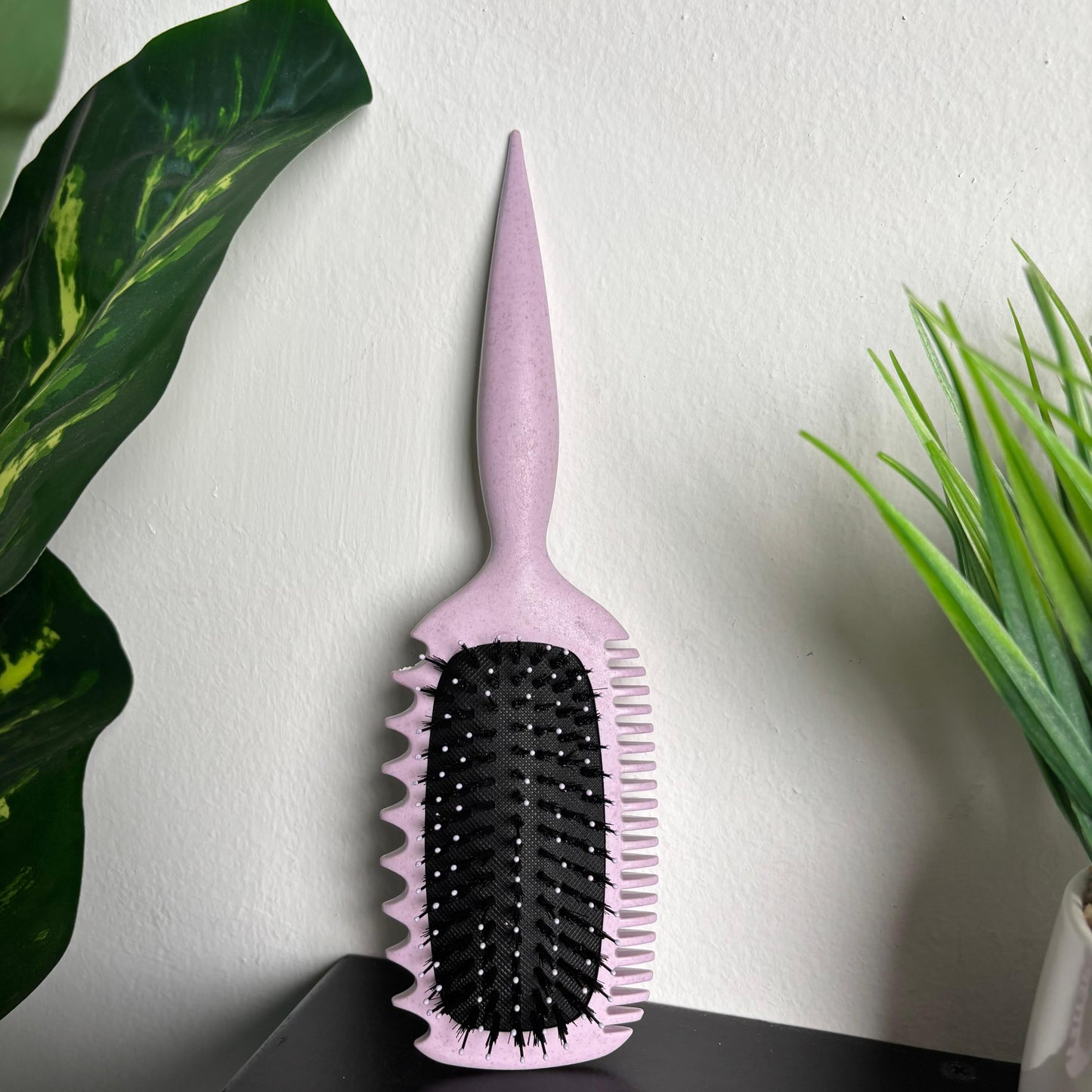 Curl-Defining Hair Brush