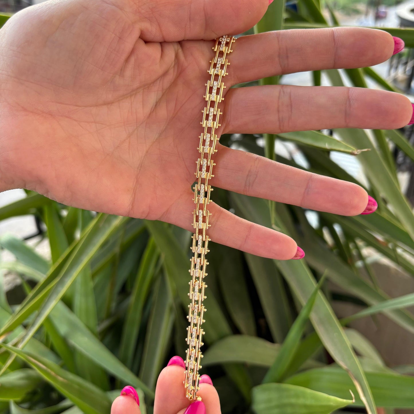 Golden Link Chain Bracelet