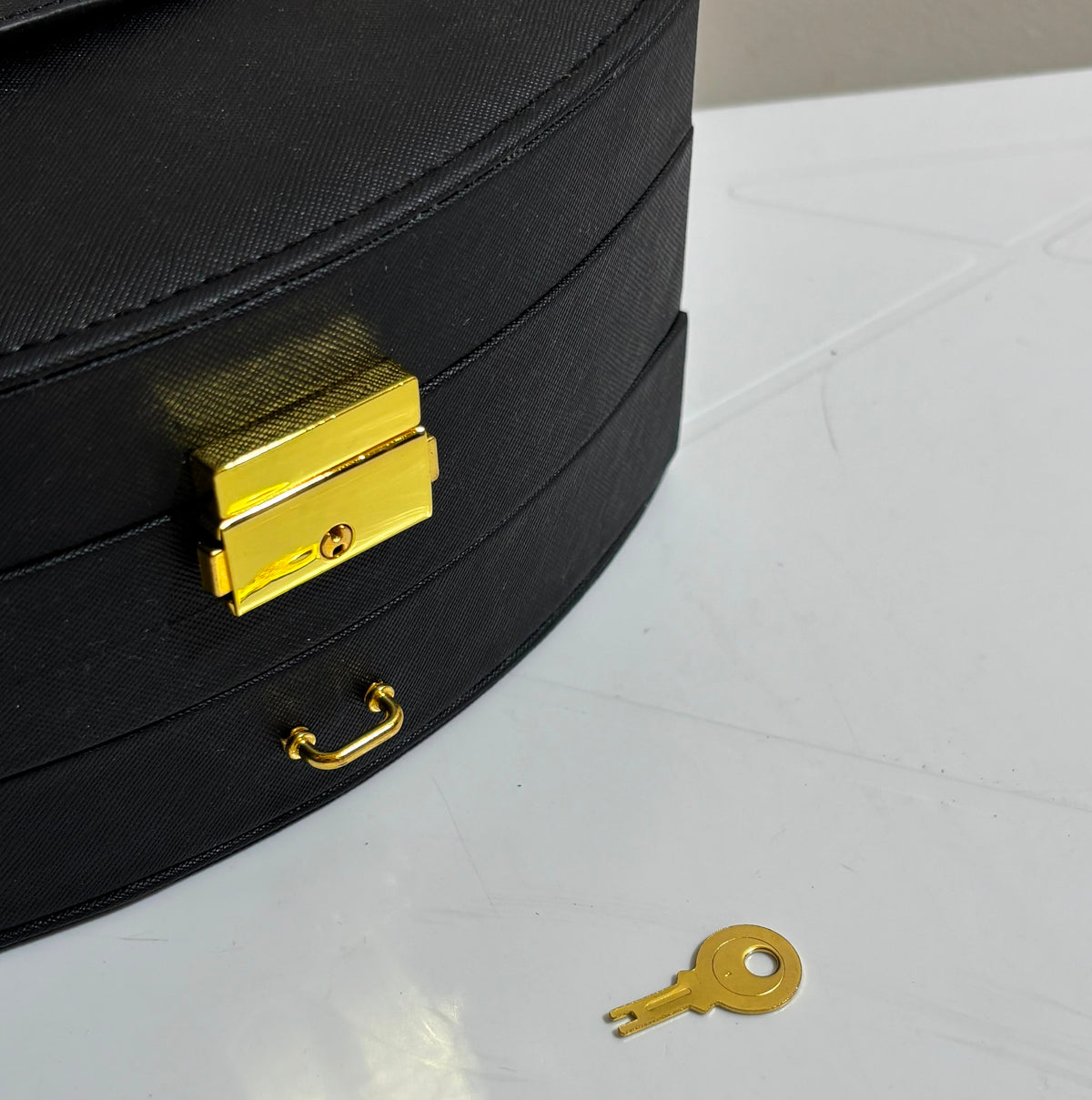 JEWELRY ORGANIZER BOX