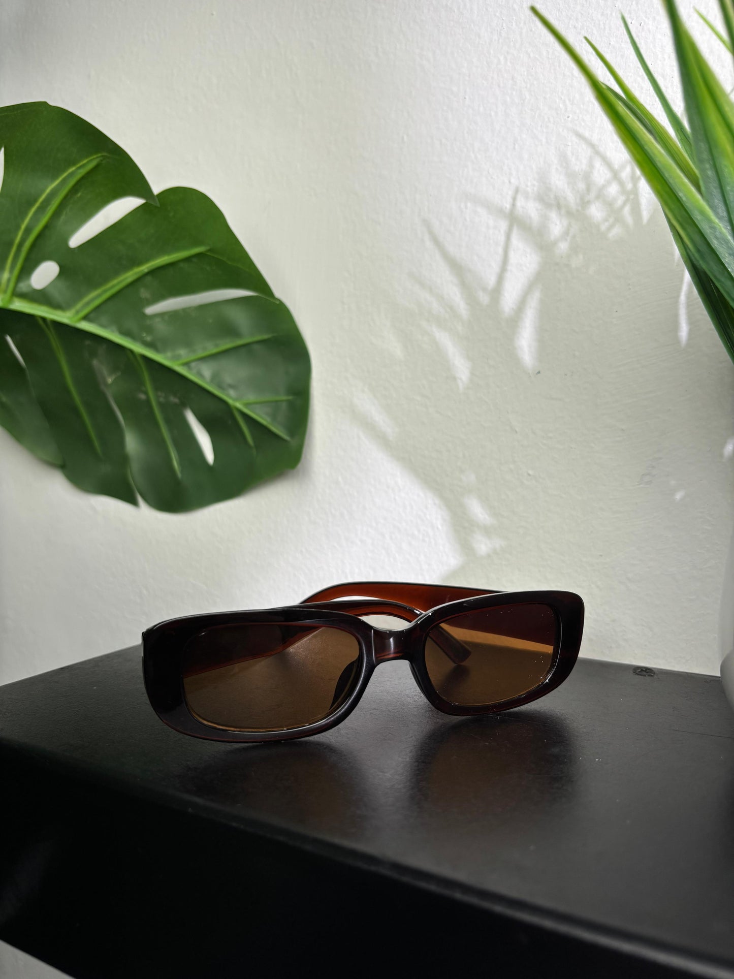 Rectangular sunglasses
